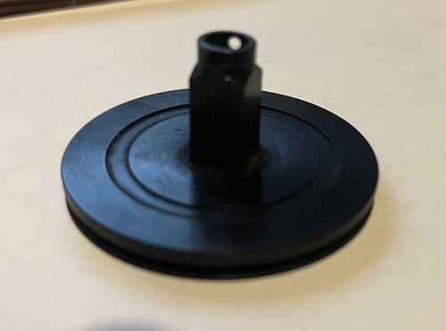 Pièce plastic origine - ,