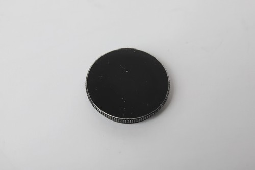 Metal cap for - for, eclair